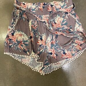 Floral Pom-Trim Women’s Shorts — Lavender Floral